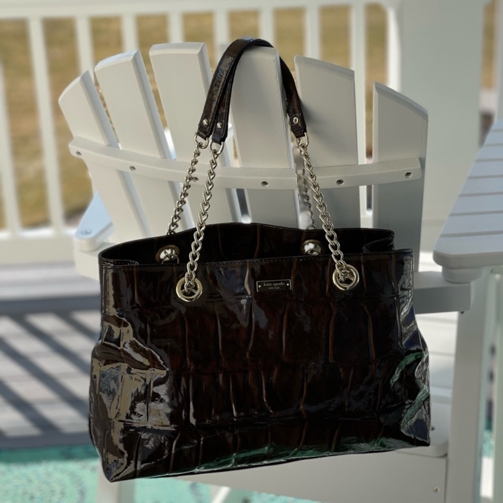 Kate Spade leather shoulder bag.
